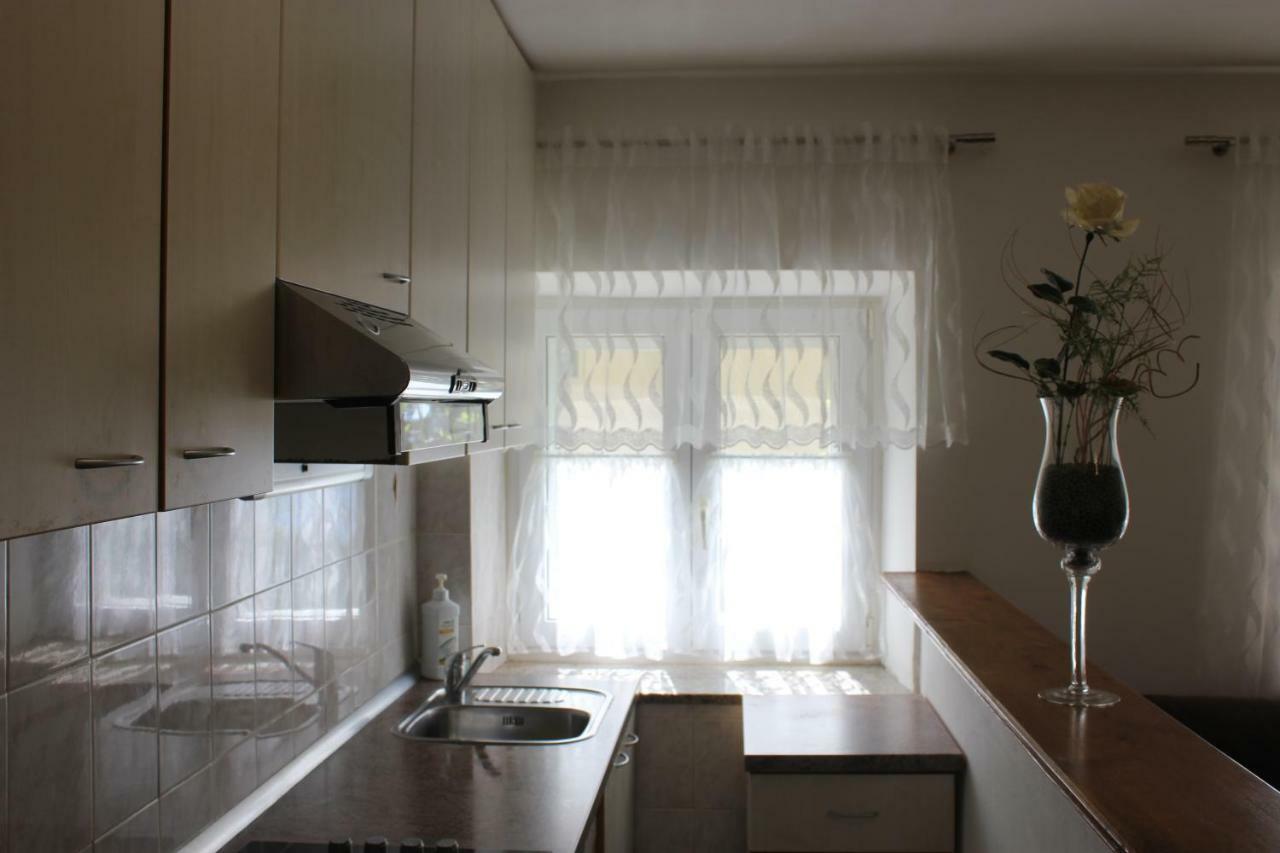 Apartman Tafra Omiš Exterior foto
