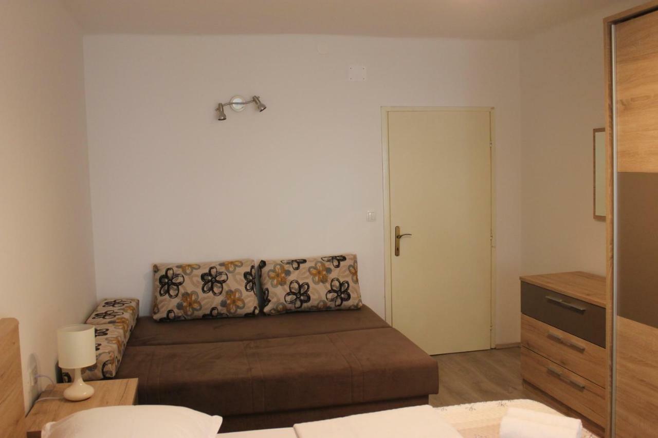 Apartman Tafra Omiš Exterior foto