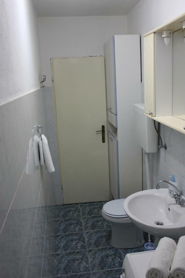 Apartman Tafra Omiš Exterior foto